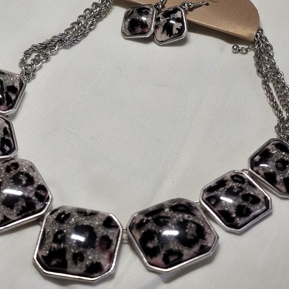 Purple stone necklace set - Picture 3 of 5